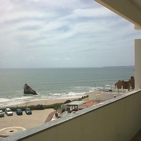 Rocha Praia Mar Beach Front Line Bay Portimão Rum bild