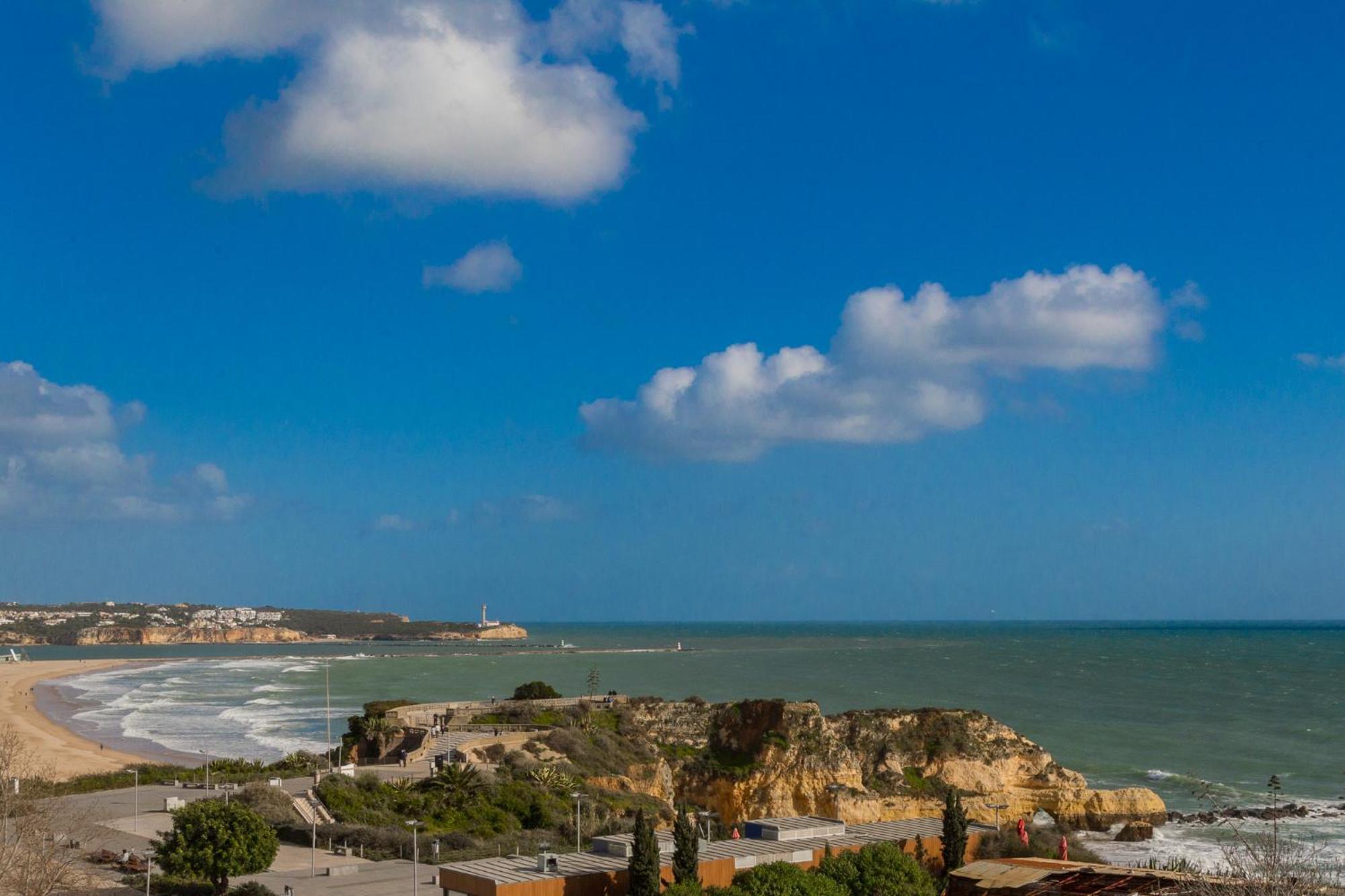 Rocha Praia Mar Beach Front Line Bay Portimão Exteriör bild