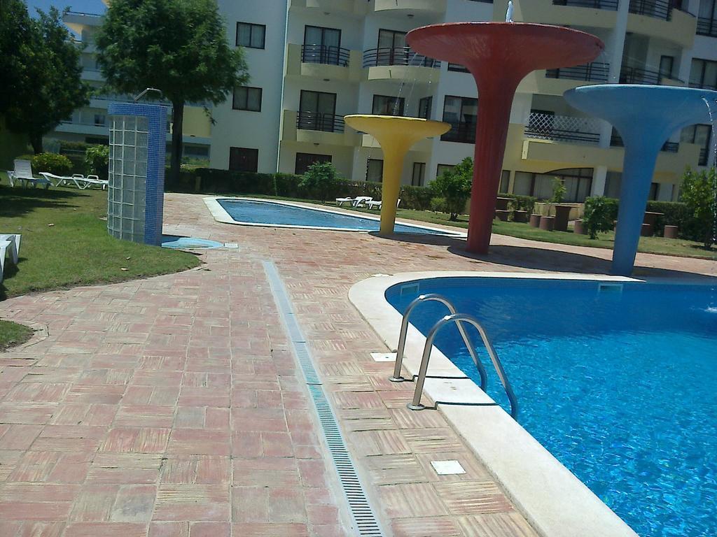 Rocha Praia Mar Beach Front Line Bay Portimão Exteriör bild
